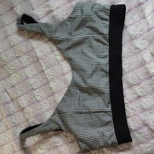 Carbone 38 Black Grey Plaid Print U Neck Low Impact Active Sports Bra Size XL